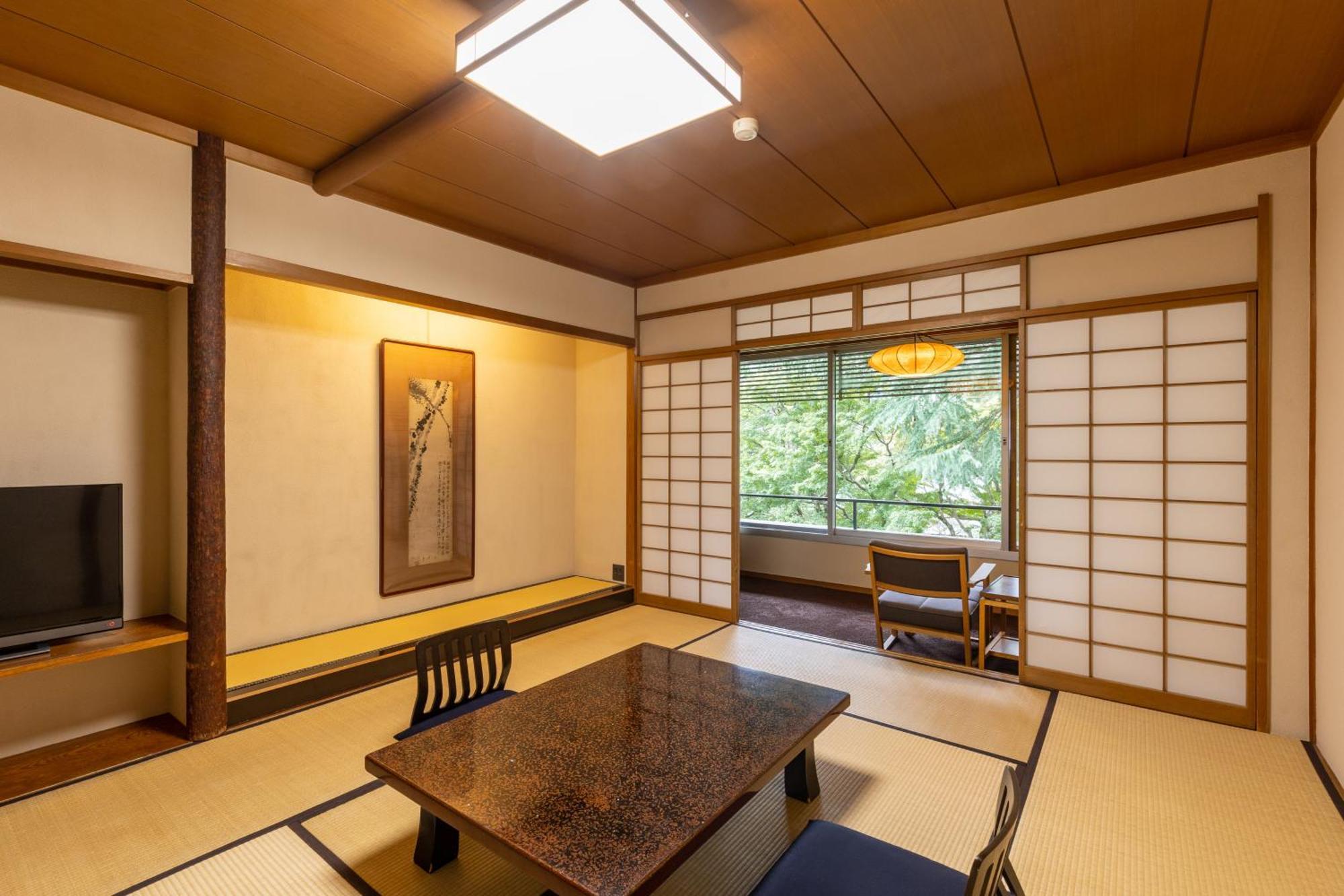 Japanese-Style Room