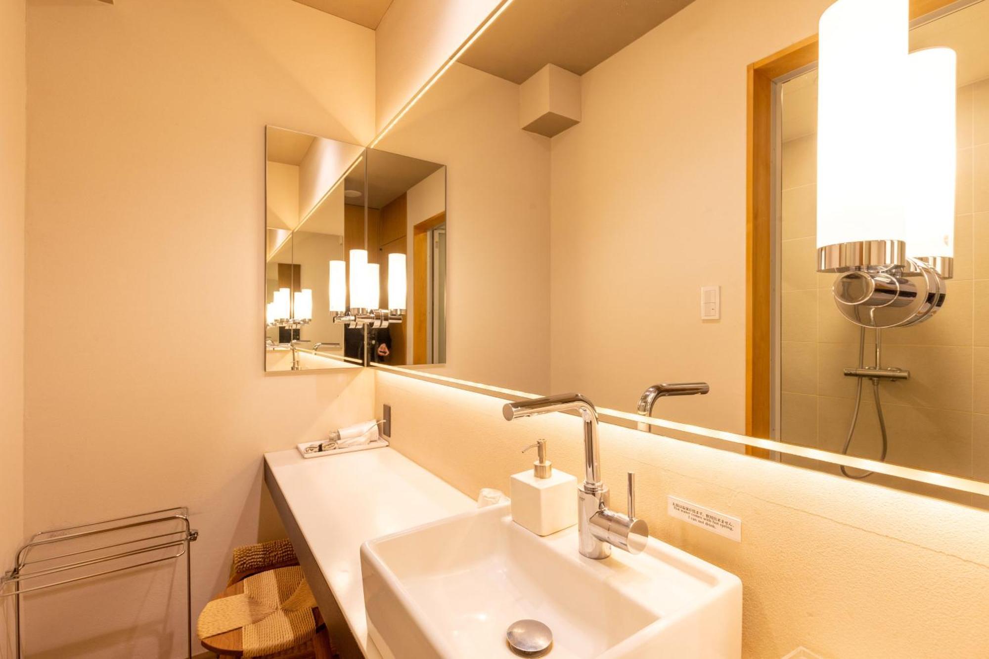 [Main Building] Japanese-Modern Twin Room Shower Booth Adults Only